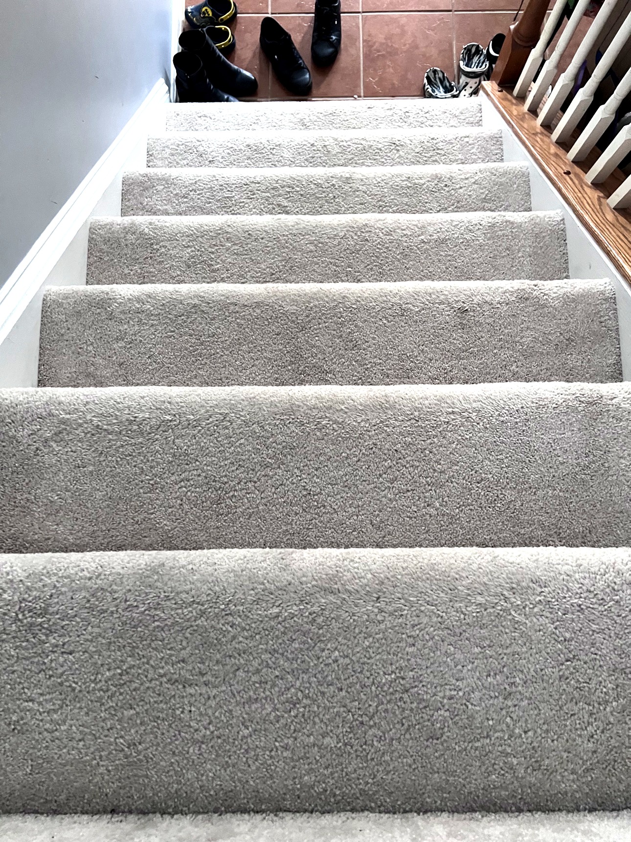 Staircase carpet after deep cleaning